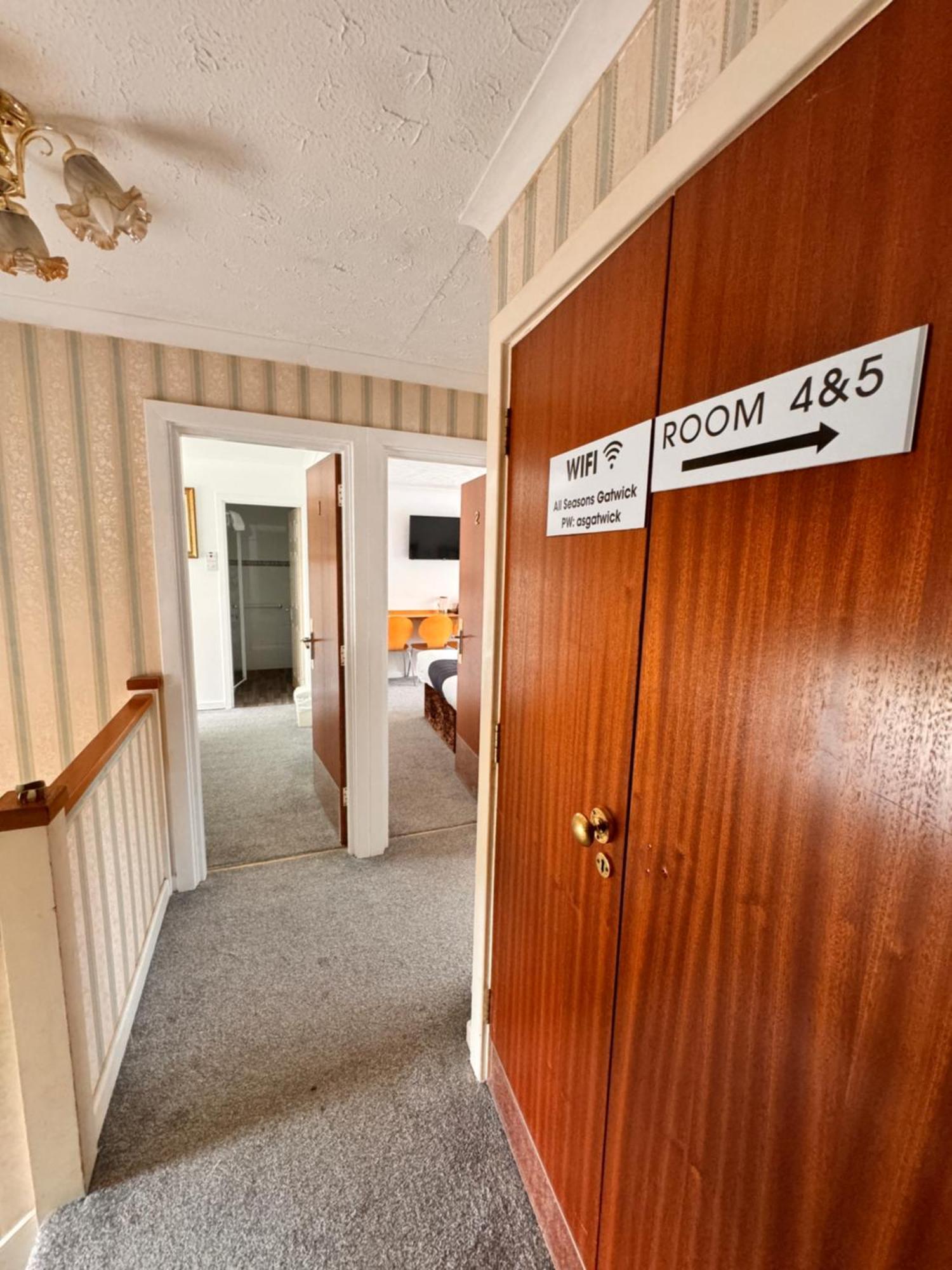 All Seasons Gatwick Guest House & Parking Horley Eksteriør bilde
